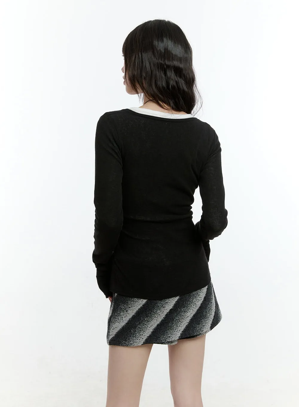 Buttoned Slim-Fit Cardigan CF507