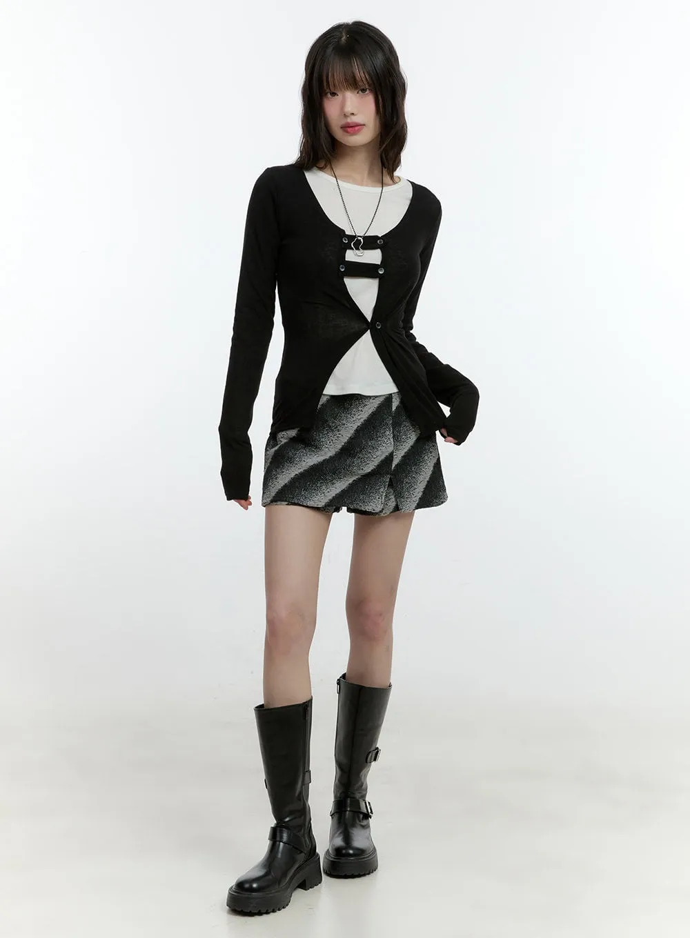 Buttoned Slim-Fit Cardigan CF507