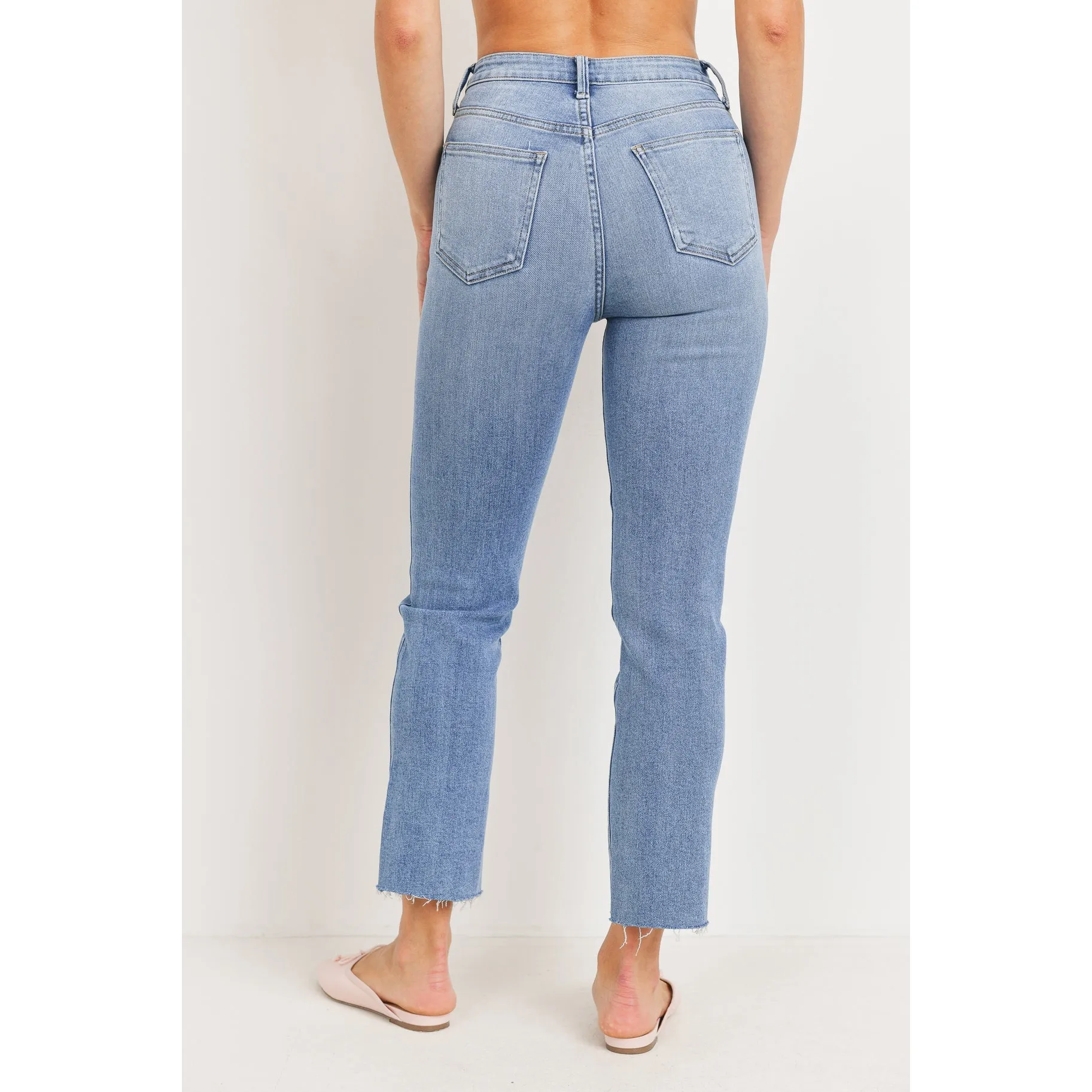 The Vintage Slim Straight - Medium Denim